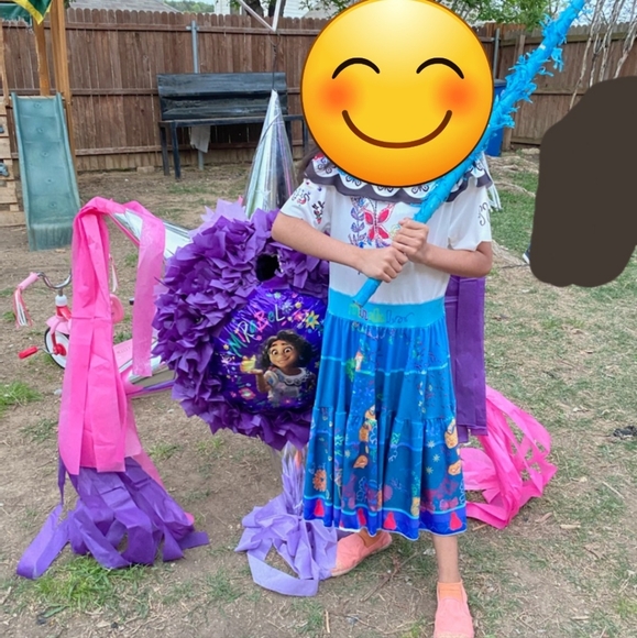 Encanto inspired Mirabel cosplay dress - Picture 11 of 12